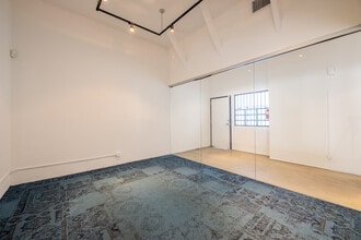 2842-2912 Colorado Ave, Santa Monica, CA for lease Interior Photo- Image 2 of 5
