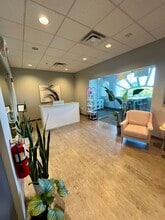 1612 Military Cutoff Rd, Wilmington, NC for lease Interior Photo- Image 2 of 10