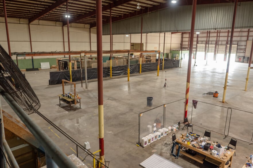 1901 Boundary Ave, Pawhuska, OK for lease - Interior Photo - Image 2 of 20