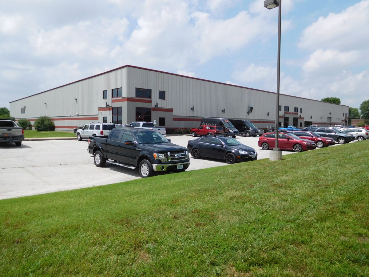 4520 W Kearney St, Springfield, MO 65803