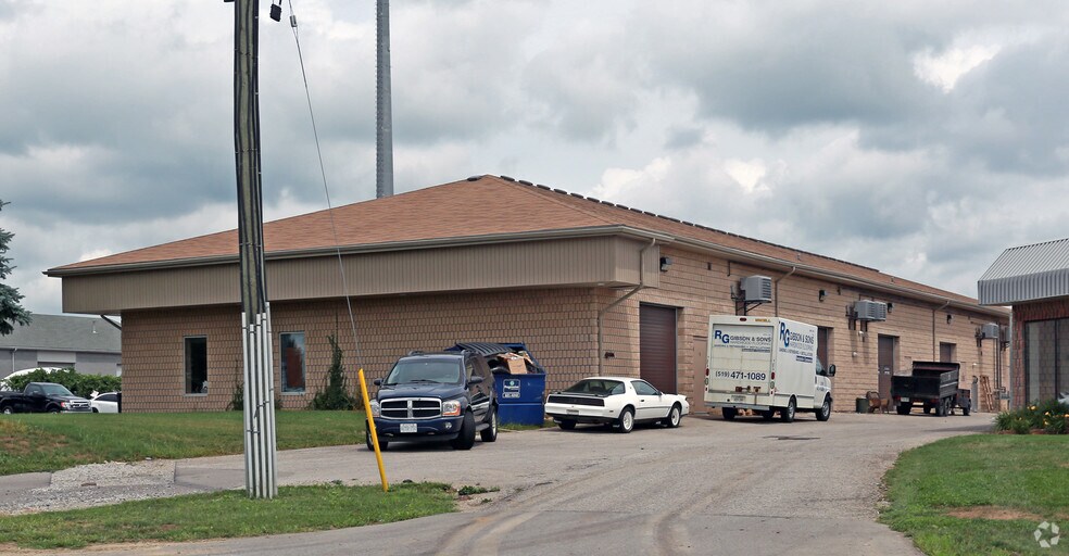 1895 Blue Heron Dr, London, ON for lease - Building Photo - Image 2 of 3