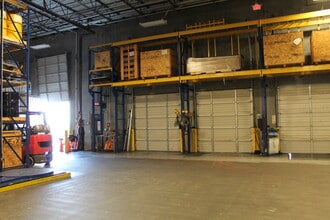 301 James Record Rd SW, Huntsville, AL for lease Interior Photo- Image 1 of 14