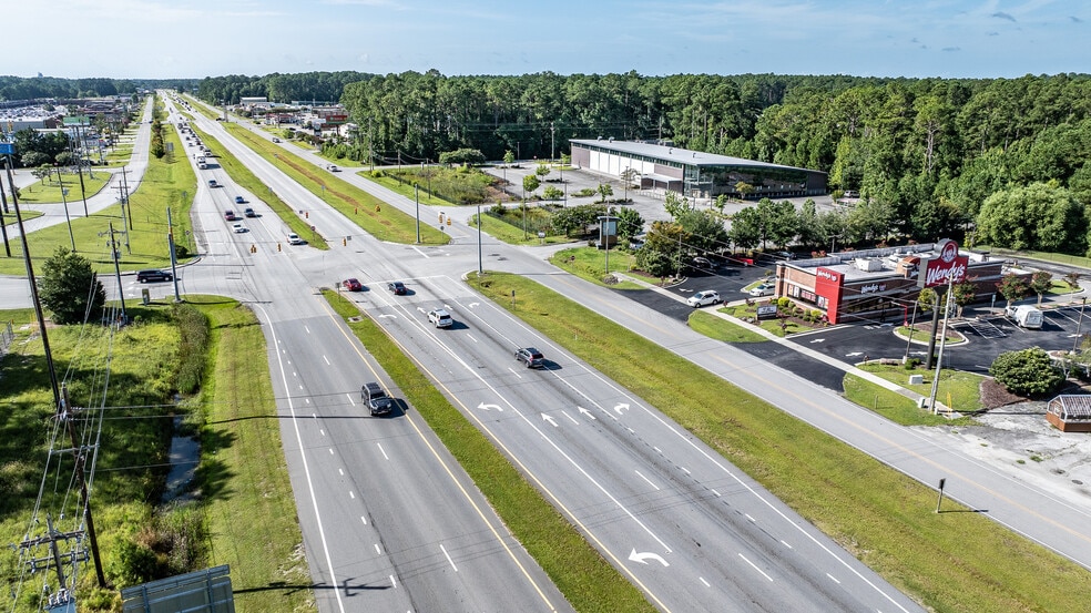 553 W US 70 Hwy, Havelock, NC for lease - Building Photo - Image 2 of 26