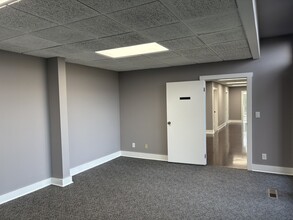 6099 Riverside Dr, Dublin, OH for lease Interior Photo- Image 2 of 19