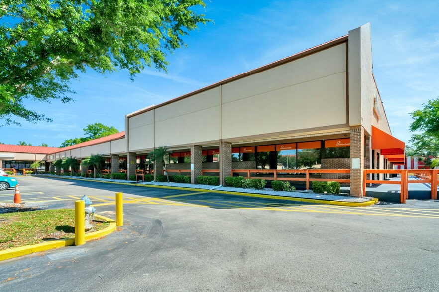 6801-6925 W Colonial Dr, Orlando, FL for lease - Building Photo - Image 2 of 31