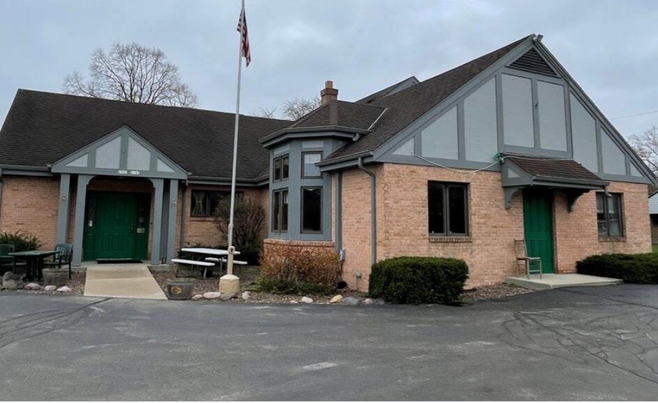 6191 N Green Bay Ave, Glendale, WI for sale Building Photo- Image 1 of 1