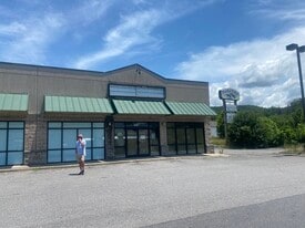 620 Casino Trl, Whittier NC - Storefront Property