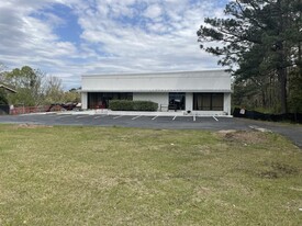 3957 Dauphin Island Pky, Mobile AL - Warehouse