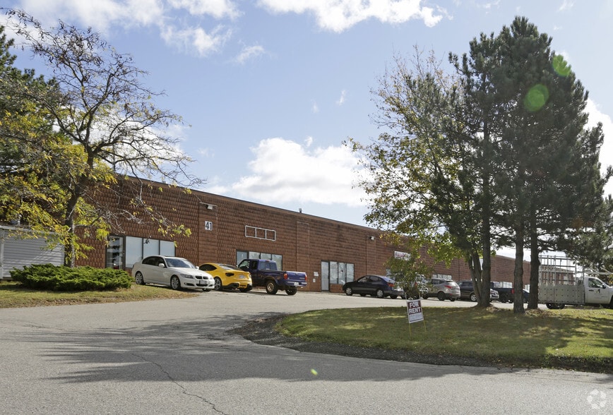 41 Shoemaker St, Kitchener, ON N2E 3G9