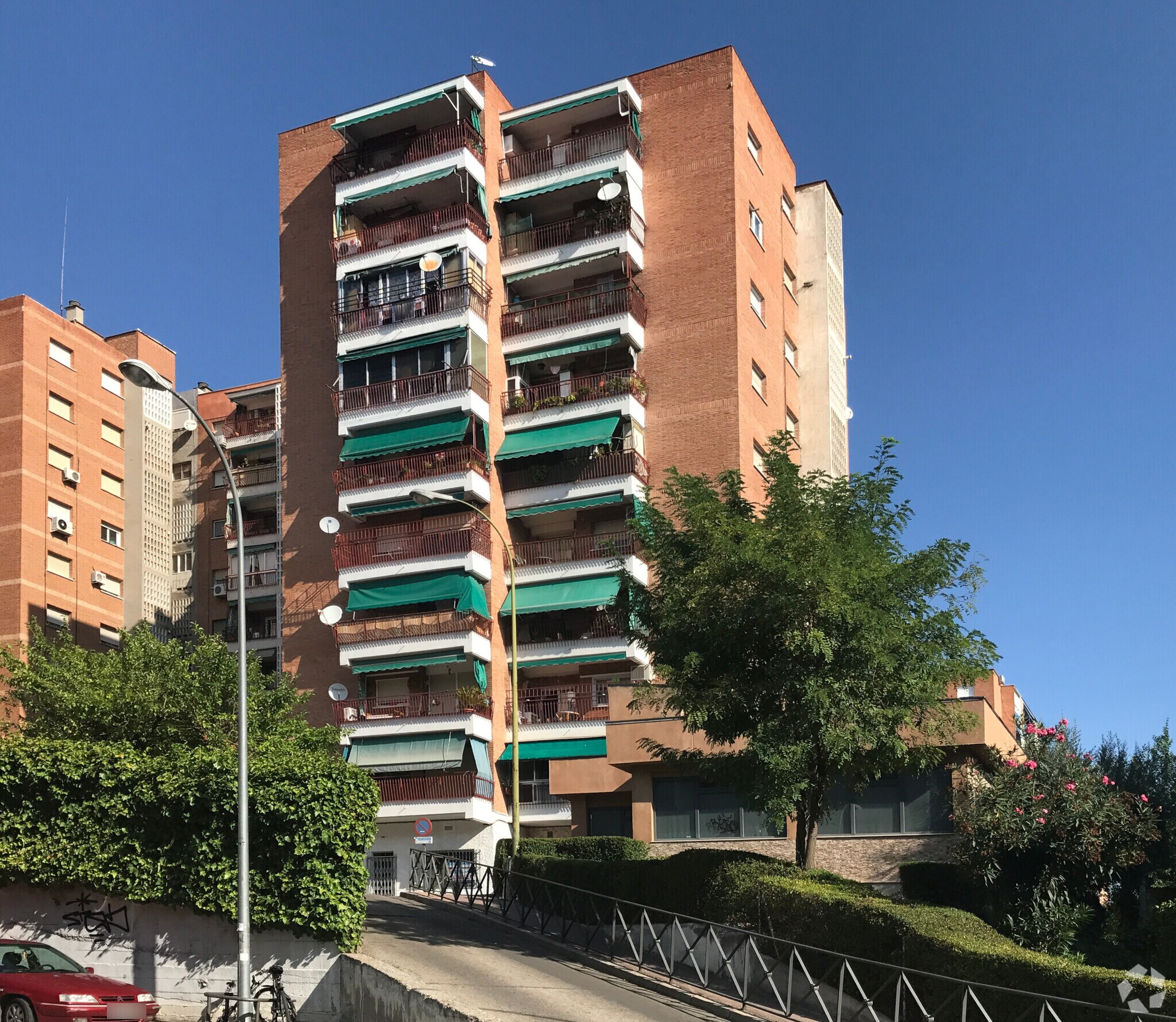 Calle Alcarria, 6, Leganés, Madrid for sale Primary Photo- Image 1 of 1