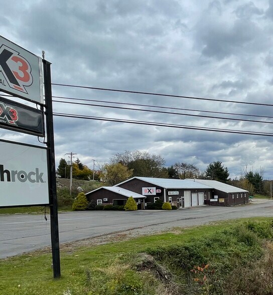 123 Wayne Ln, Tunkhannock, PA for sale - Building Photo - Image 1 of 1