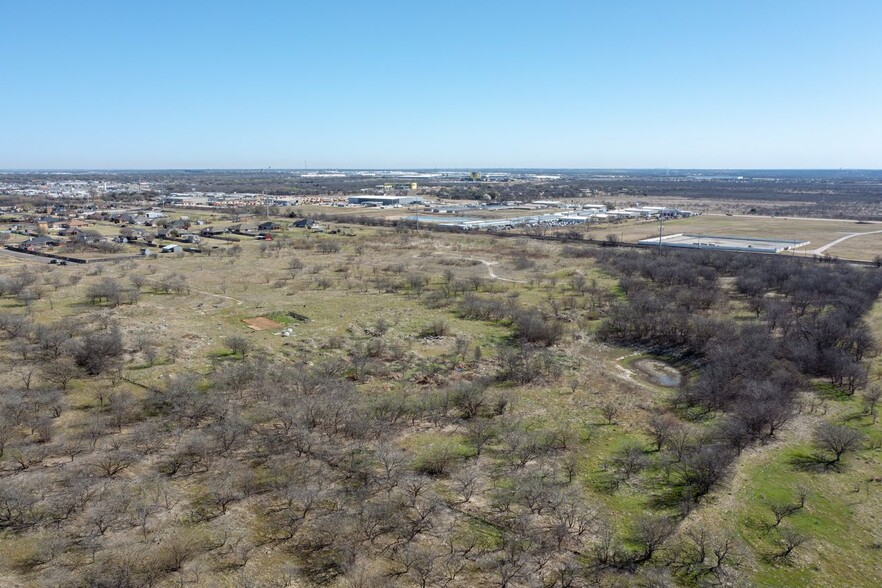 1015 N Crowley Rd, Crowley, TX for sale - Aerial - Image 3 of 6