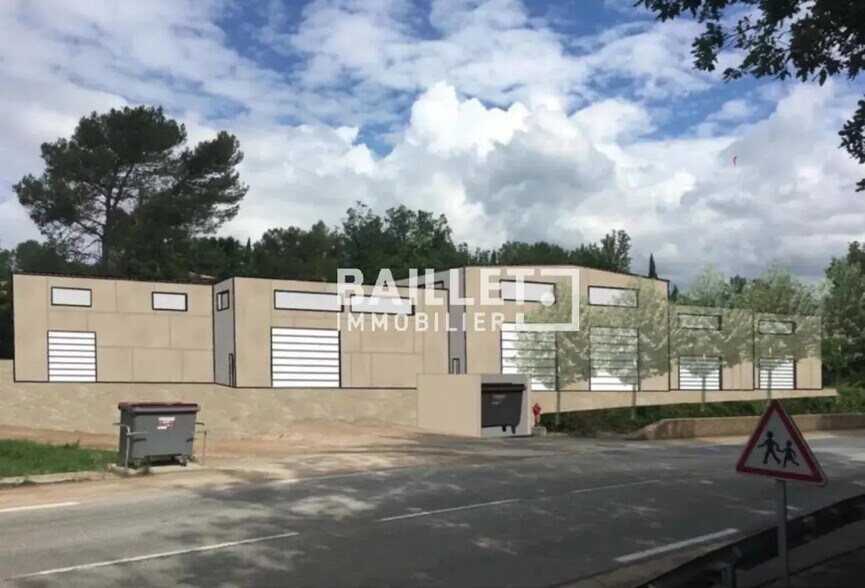 Industrial in Montauroux for lease - Building Photo - Image 1 of 6