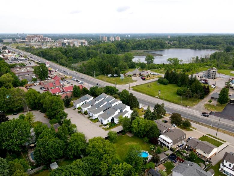 743 Wellington Rd, London, ON for sale - Building Photo - Image 1 of 5