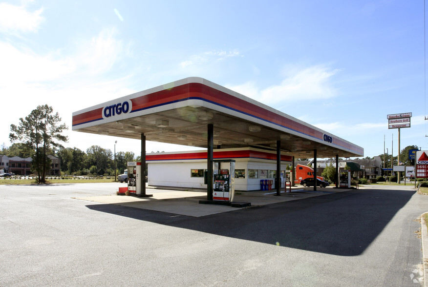 3945 Us-17 Hwy, Richmond Hill, GA for sale - Primary Photo - Image 1 of 1