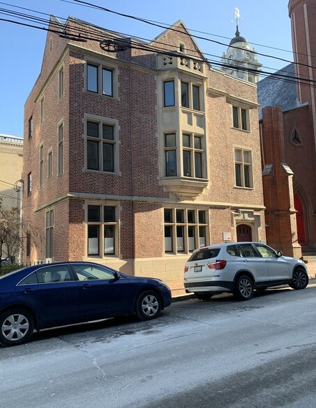 17 Chestnut St, Portland, ME for sale - Building Photo - Image 1 of 1