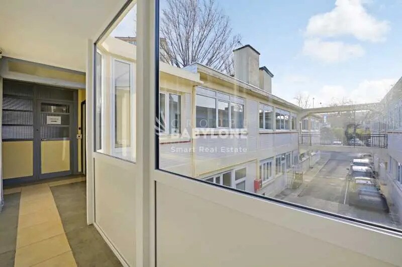 Office in Nanterre for lease - Building Photo - Image 3 of 17