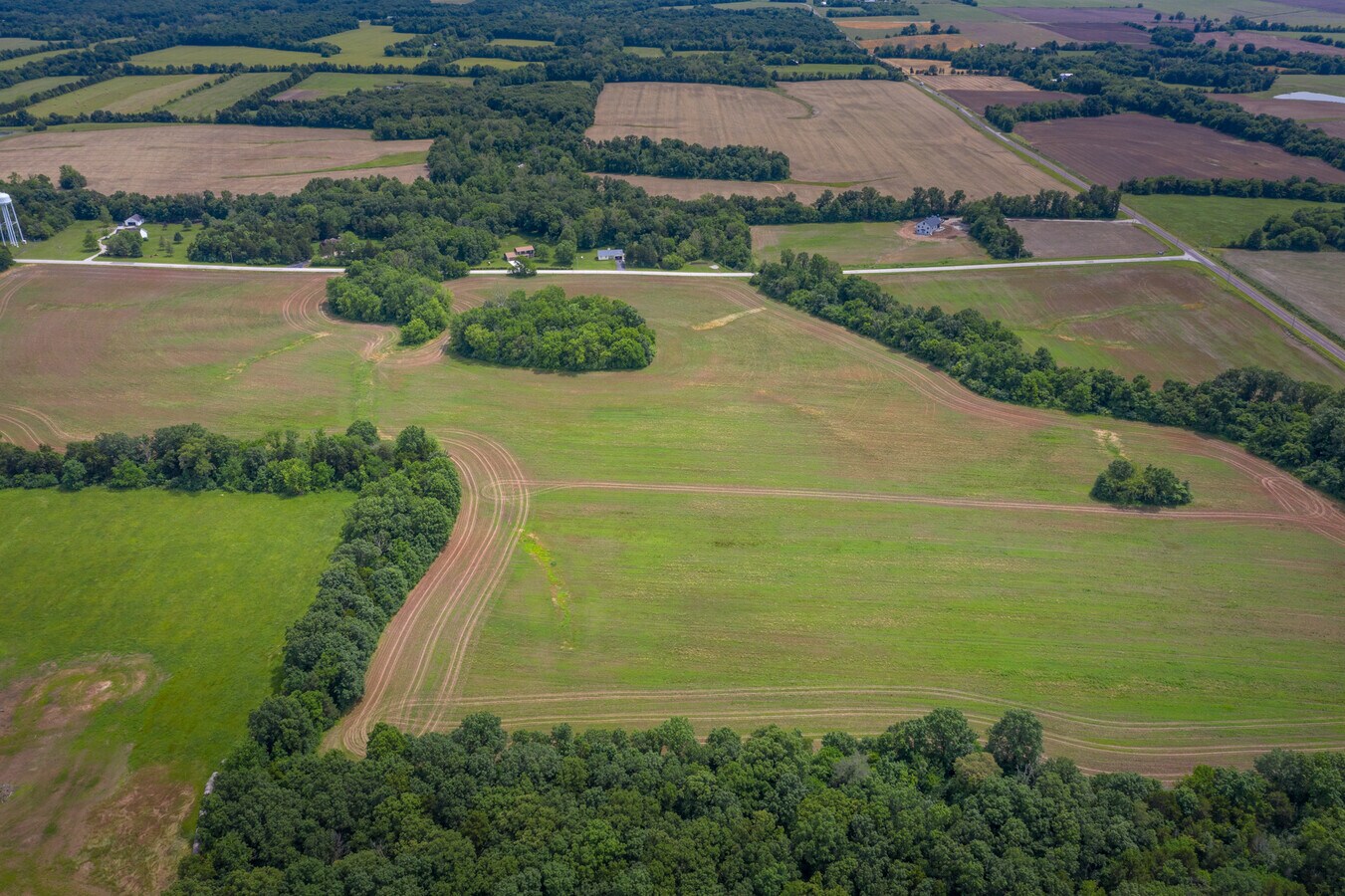 25 Highway T, Foristell, MO 63348