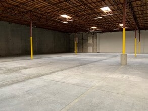5353 W Imperial Hwy, Los Angeles, CA for lease Interior Photo- Image 1 of 5