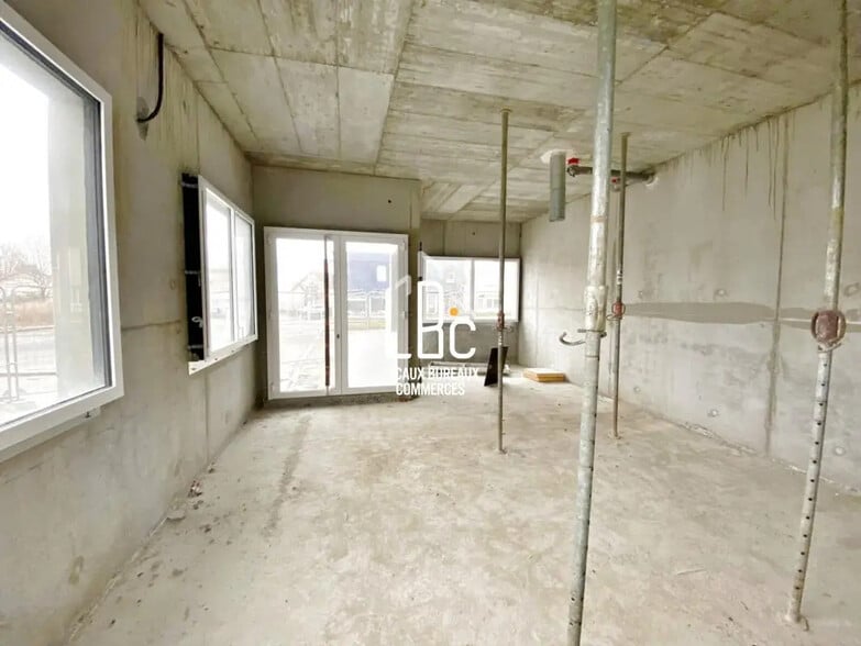 2 Rue Ernest Sauvestre, Rezé for lease - Interior Photo - Image 2 of 6