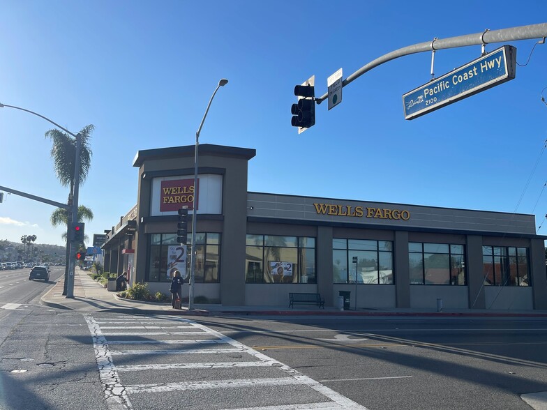 2201-2217 Pacific Coast Hwy, Lomita, CA for lease - Building Photo - Image 2 of 4