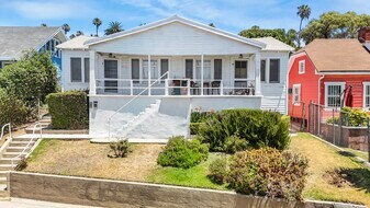 Prime Silver Lake Value Add Opportunity - Convenience Store
