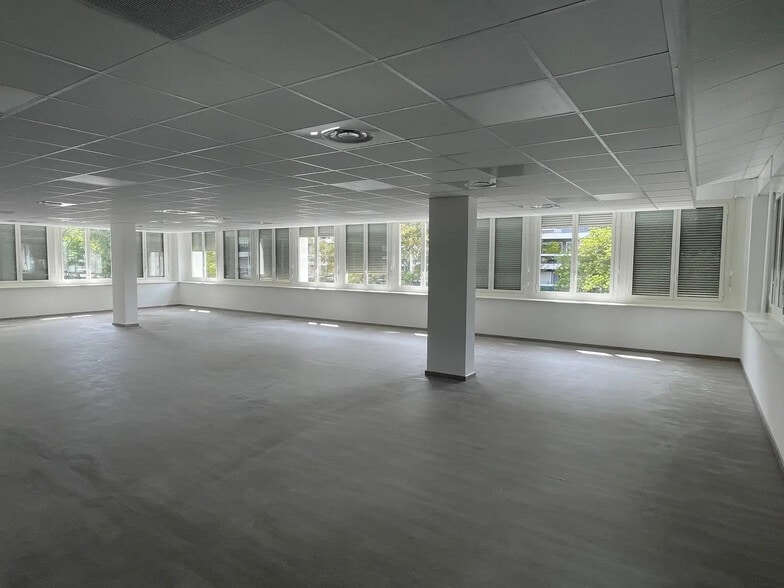 25 Rue Negresko, Marseille for lease - Interior Photo - Image 3 of 8