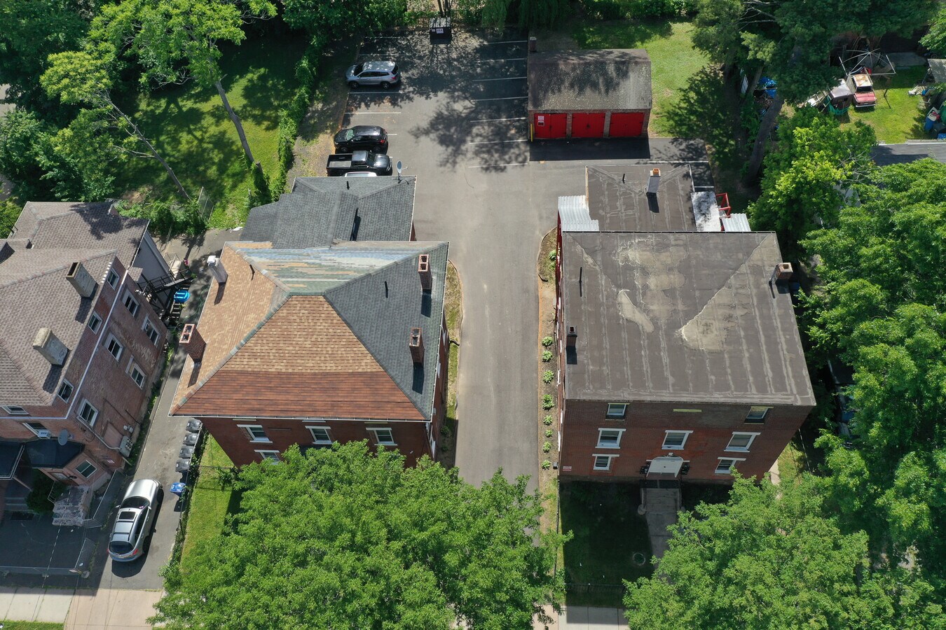 80 Edwards St, Hartford, CT 06120