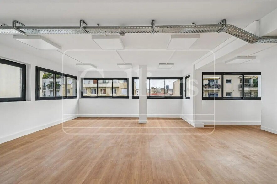 202 Rue De La Croix Nivert, Paris for lease - Interior Photo - Image 3 of 12