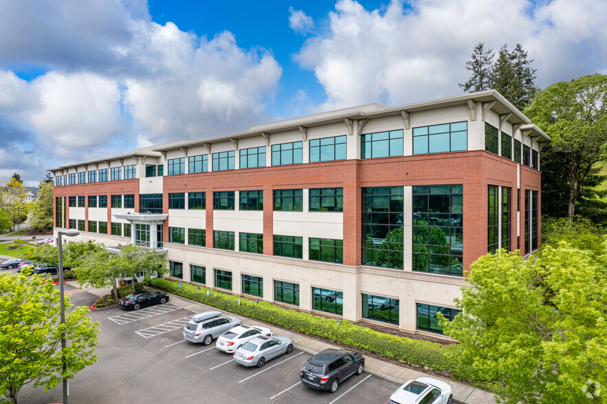 1800 Blankenship Rd, West Linn, OR for lease - Building Photo - Image 1 of 5