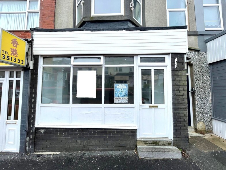 307 Dickson Rd, Blackpool for lease - Building Photo - Image 2 of 4