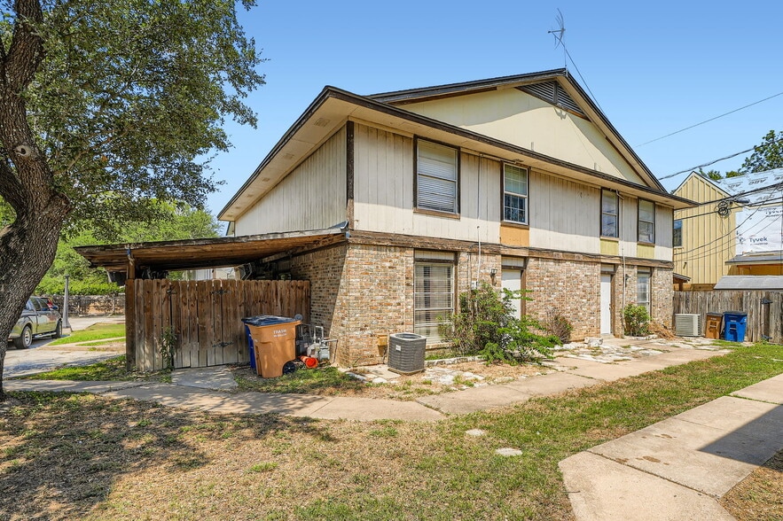 5803 Cougar Dr, Austin, TX for sale - Primary Photo - Image 1 of 28
