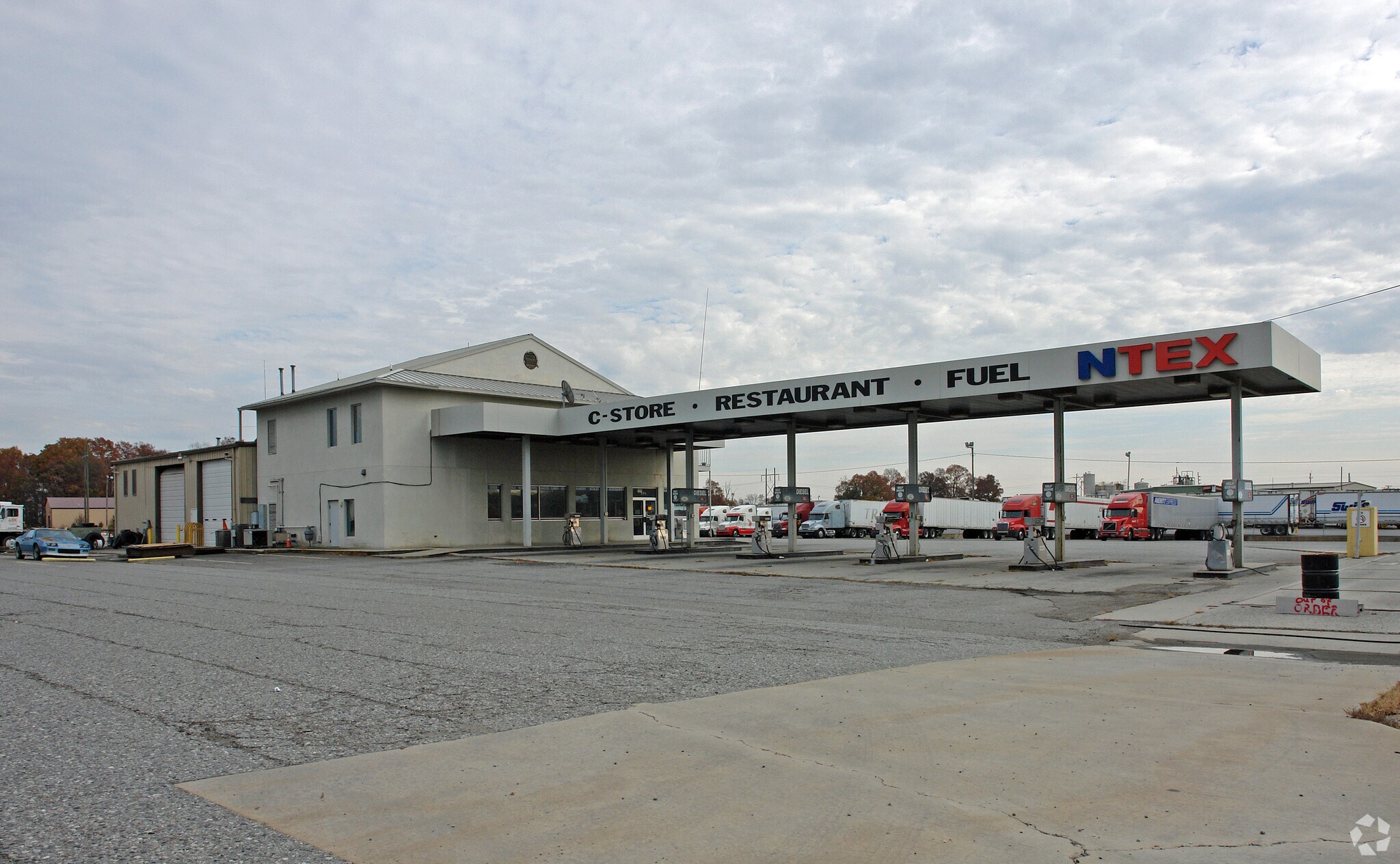 420 Summit Rd, Eden, NC for sale Primary Photo- Image 1 of 1