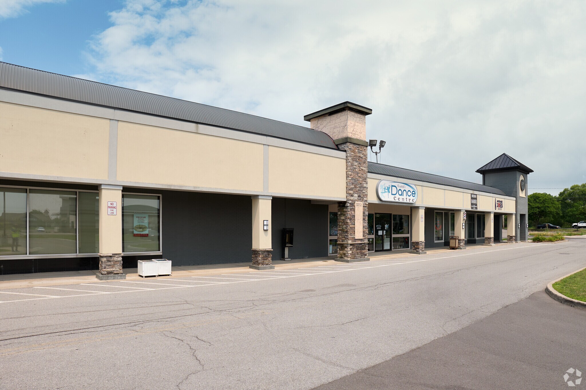 2199 E Henrietta Rd, Rochester, NY 14623 Town Centre Plaza