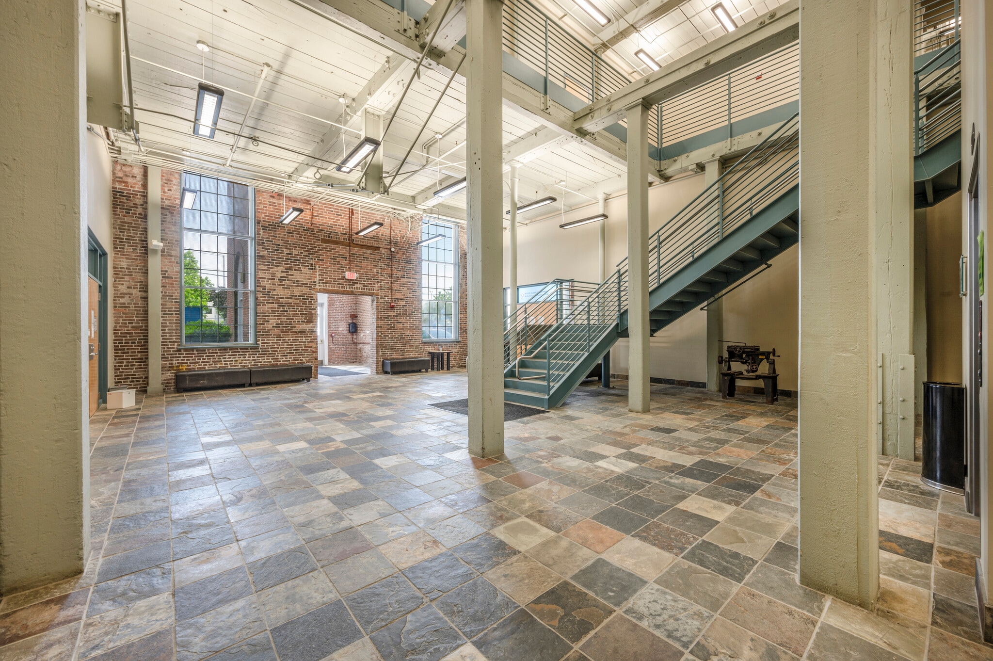 146148 W River St, Providence, RI 02904 West River Center