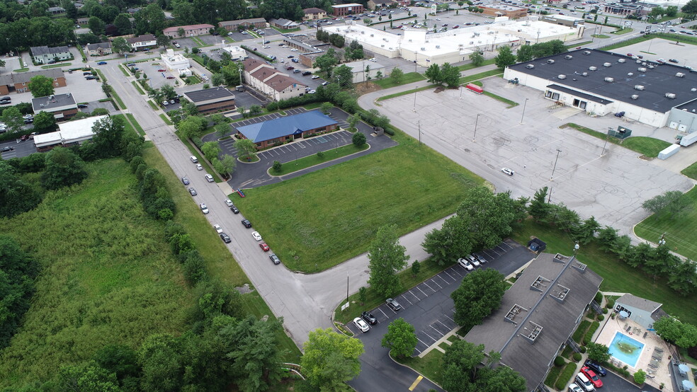 3241 Loch Ness Dr, Lexington, KY for sale - Aerial - Image 3 of 8