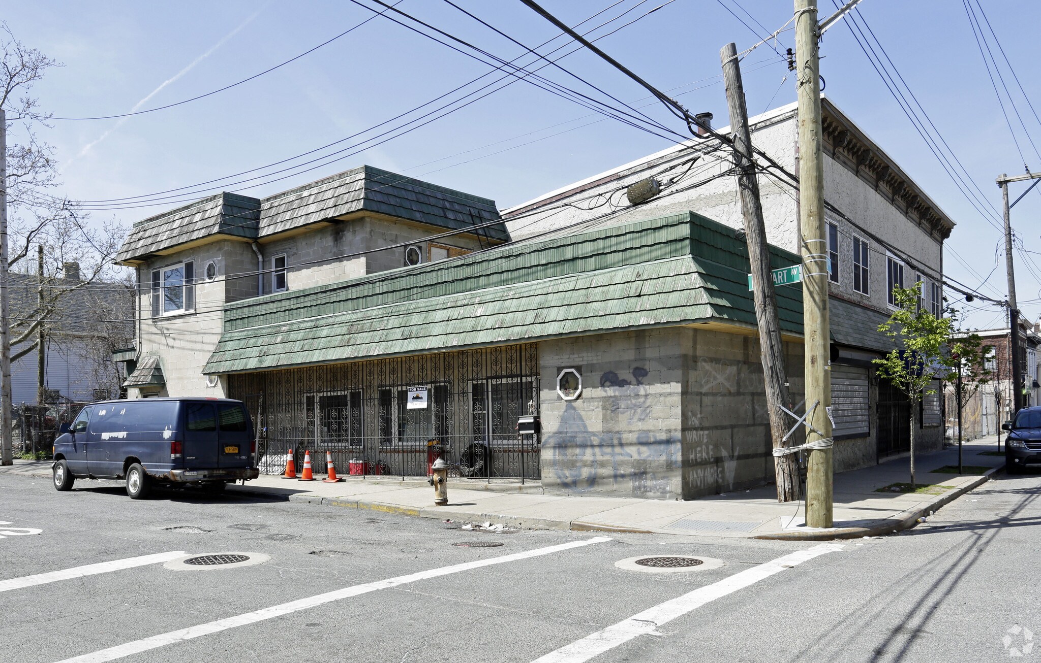 2910 Richmond Ter, Staten Island, NY for sale Primary Photo- Image 1 of 1