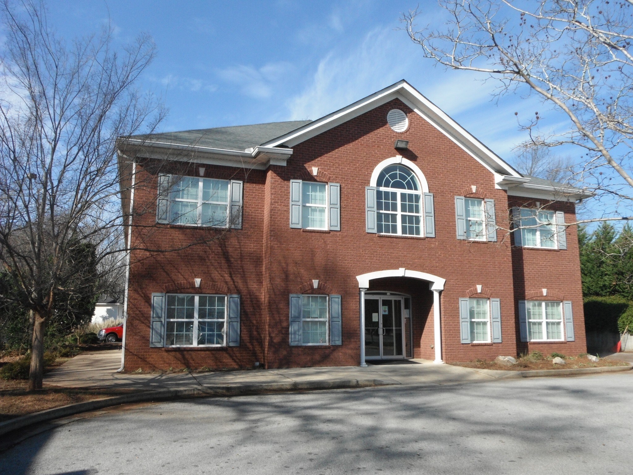 327 S 9th St, Griffin, GA for sale Primary Photo- Image 1 of 1