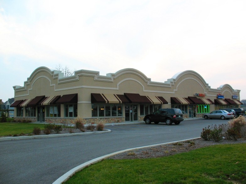 436 Sand Creek Dr, Chesterton, IN, 46304 Retail Space For Lease