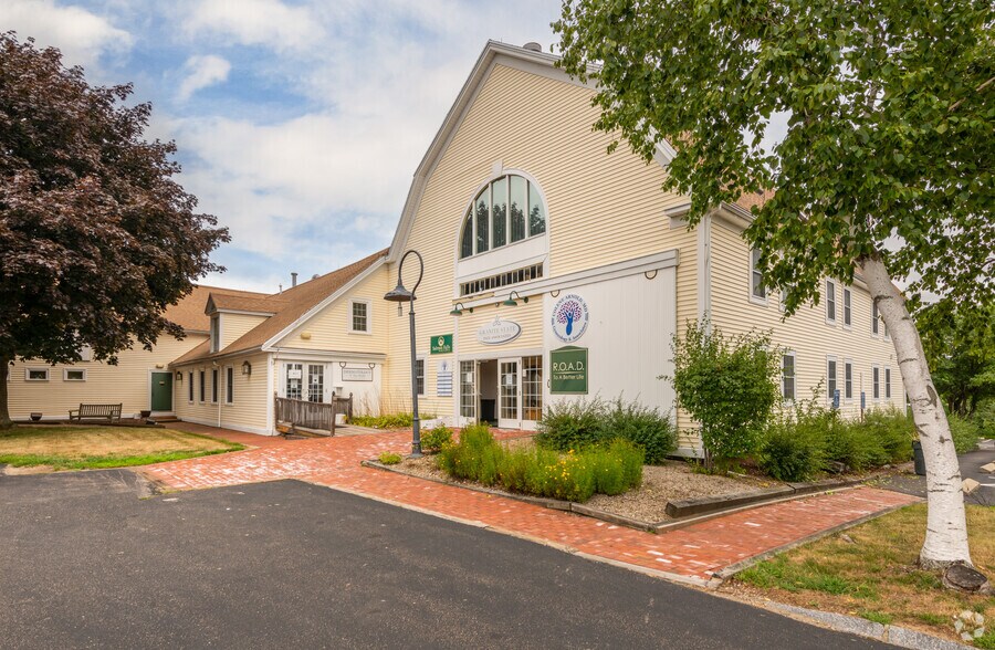 2289 Woodbury Ave, Newington, NH for sale - Building Photo - Image 1 of 1