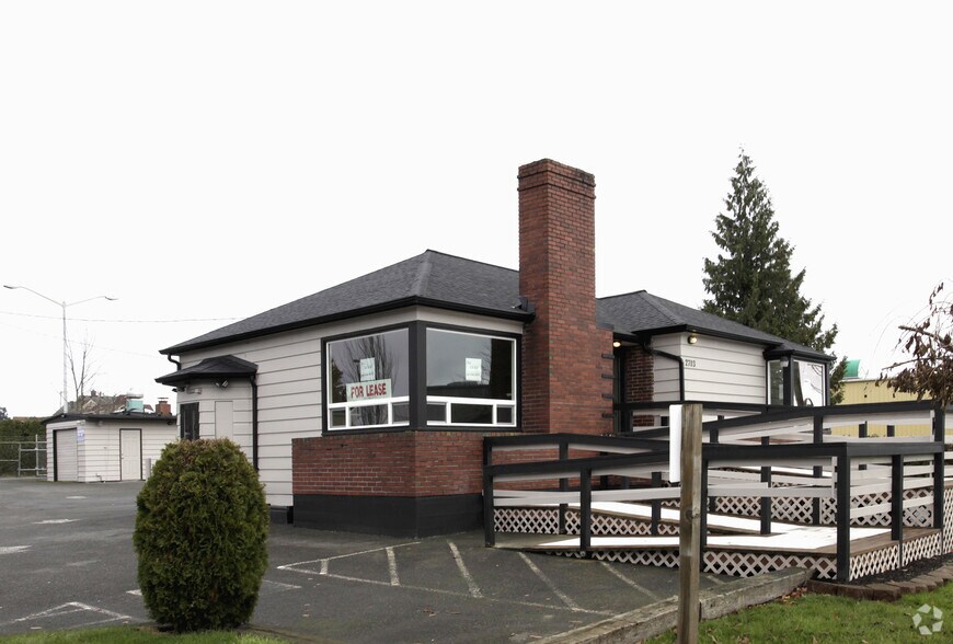 2703 Pacific Ave, Everett, WA for sale - Primary Photo - Image 1 of 1