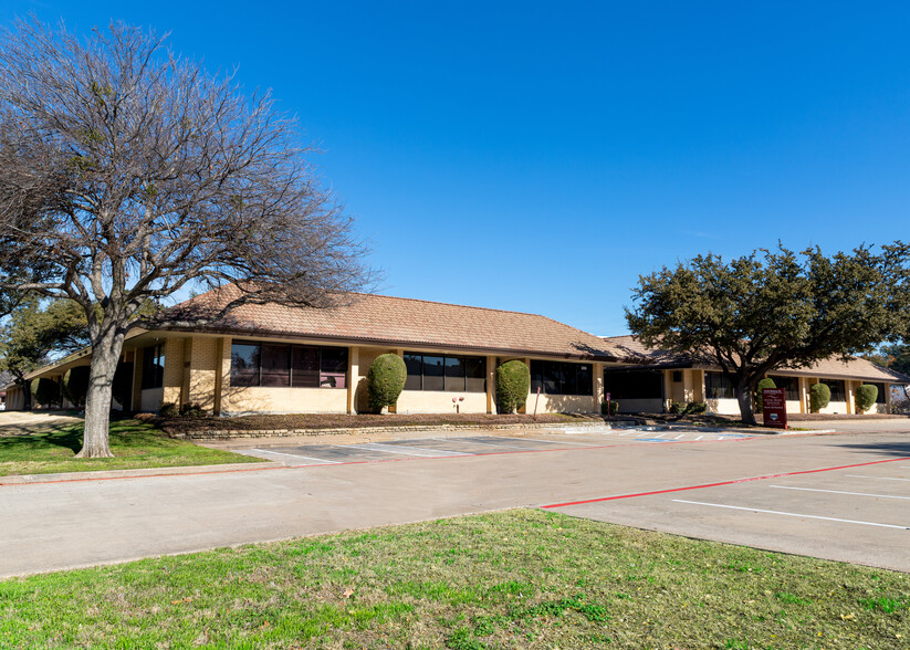 14240 Midway Rd, Farmers Branch, TX for lease - Building Photo - Image 3 of 8