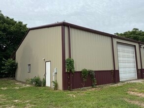 12329 Three Elms Rd, Farmington, AR for lease Building Photo- Image 2 of 5