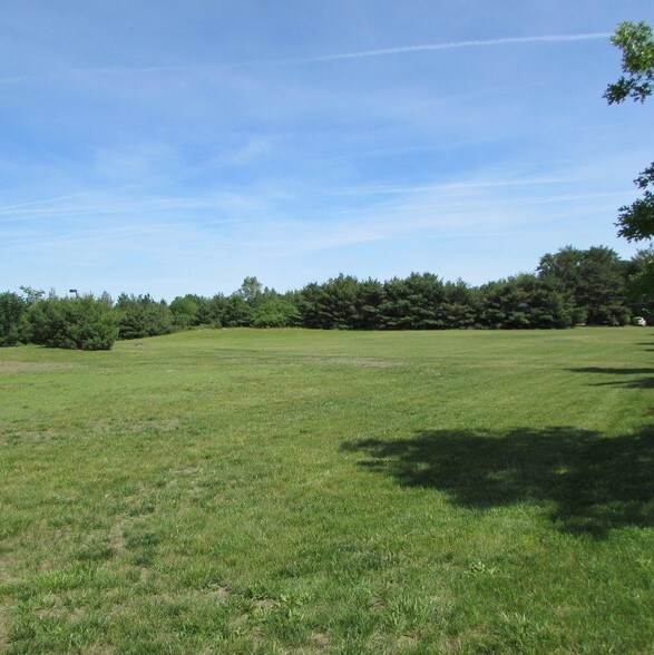 130 Shaker Rd, Gray, ME 04039 Prime Development Sites