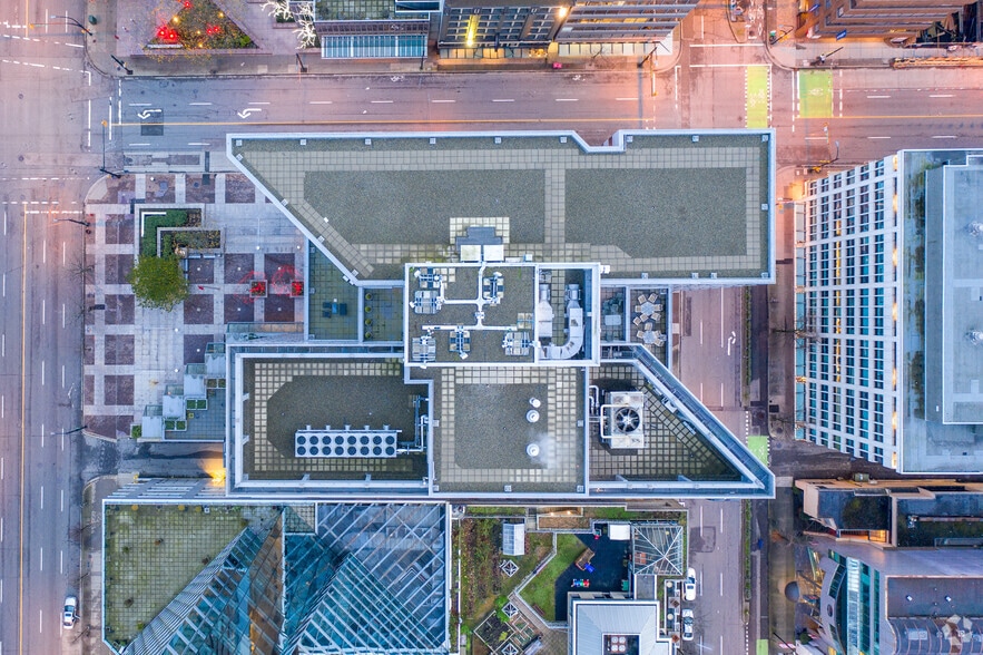 510 Burrard St, Vancouver, BC for lease - Building Photo - Image 3 of 5