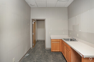 1624-1644 E State Road 44, Shelbyville, IN for lease Interior Photo- Image 1 of 10