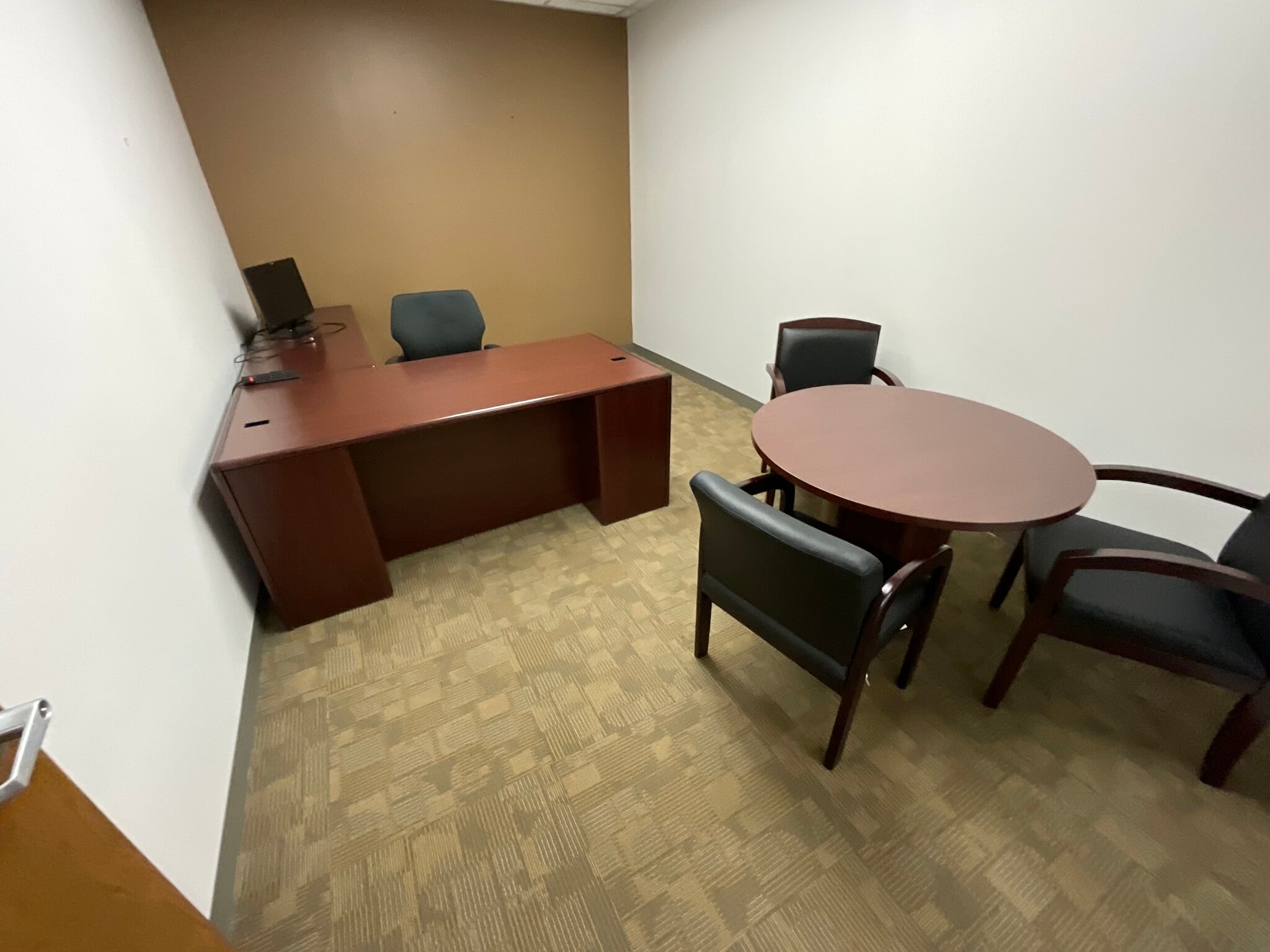 2505 S Finley Rd, Lombard, IL for sale Interior Photo- Image 1 of 54