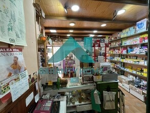 Retail in Cáceres, Cáceres for lease Interior Photo- Image 1 of 5