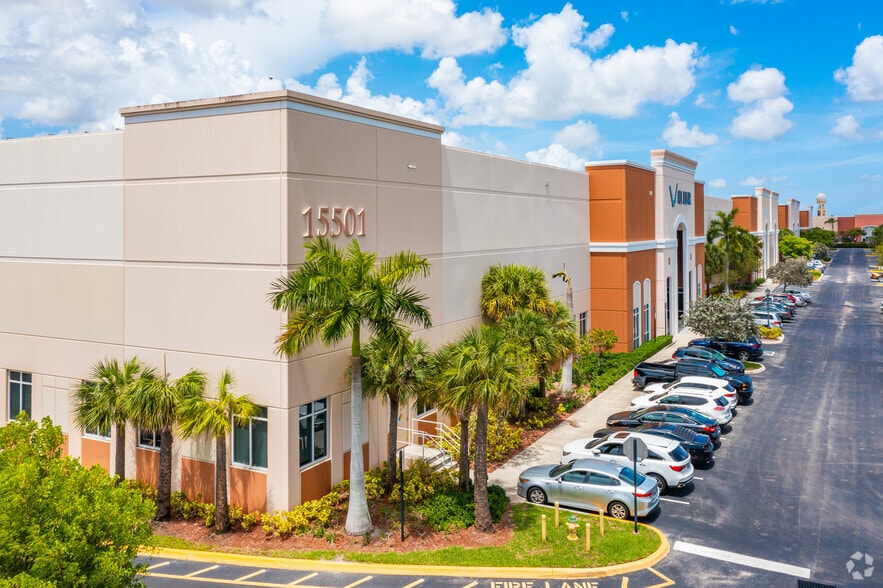 15501 SW 29th St, Miramar, FL for lease - Building Photo - Image 2 of 11