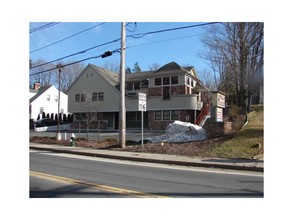 5 Pleasant View Ave, Greenville, RI for lease Building Photo- Image 2 of 3